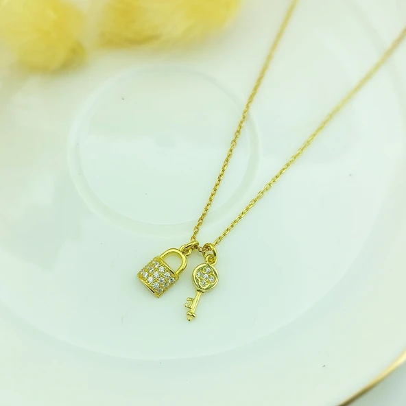 925 Ayar Gümüş Taşlı Kilit ve Anahtar Kolye - Resim 3