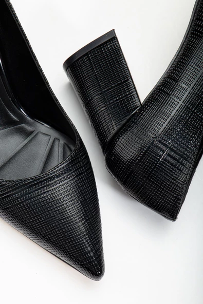 Mimosa Siyah Sivri Burunlu Detaylı Topuklu Ayakkabı - Resim 3