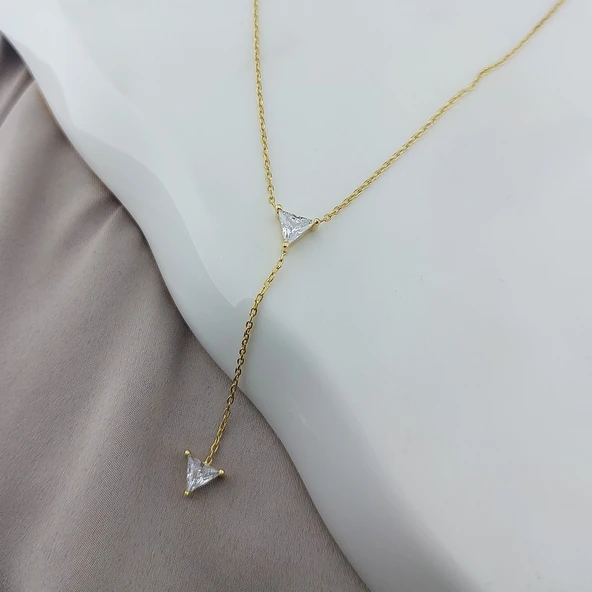 925 Ayar Gümüş Üçgen Taşlı Sallantılı Kolye - Resim 4