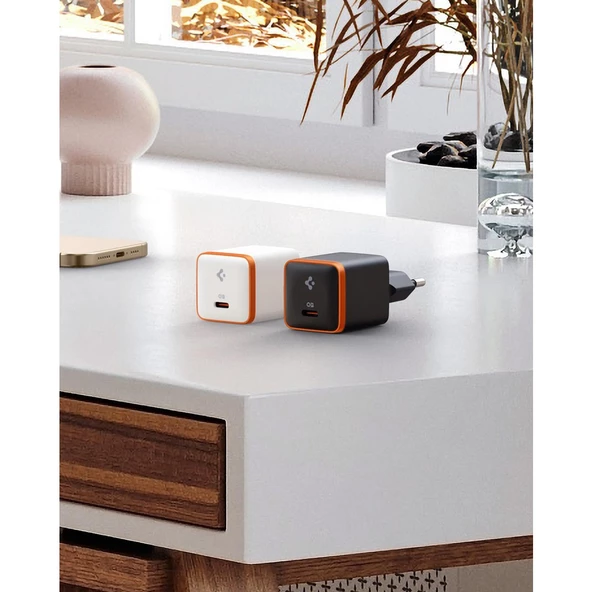 30W USB-C Ultra Mini Hızlı Şarj Aleti Samsung PPS / Isı Düşürücü GaN Destekli Akım Korumalı Güç Adaptörü iPhone & Android & iPad & MacBook Type-C White - ACH08449 - 3