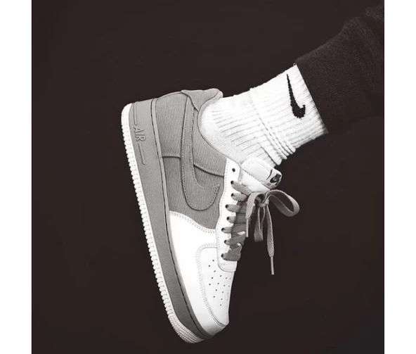 Nike Air Force 1 Velvet Crown - 1