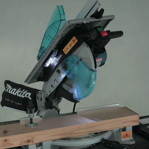 Makita LH1040 Tablalı  Gönye Kesme Tezgahı 1.650W - 3