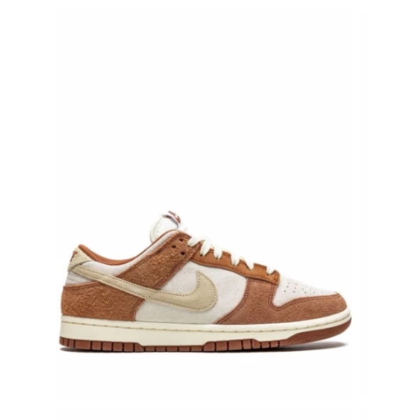 Dunk Low Premium Medium Curry