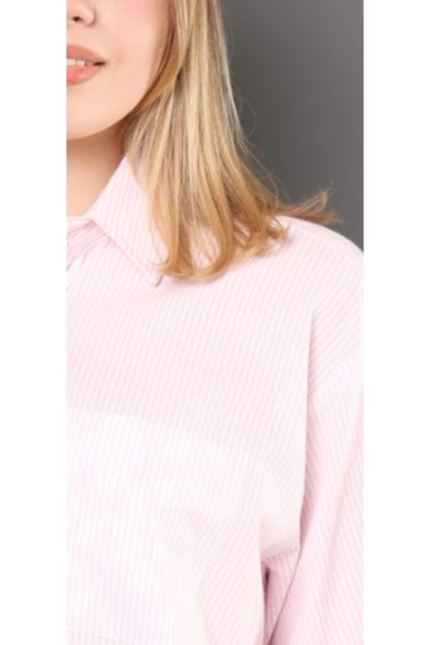 Kadın Oversize Pembe Çizgili Gömlek - Rahat ve Şık Kesim - 2