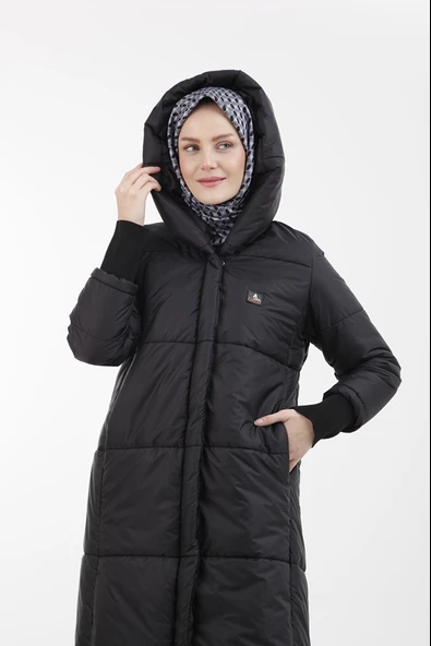 Armine Trend Kapüşonlu Cep Detaylı Kapitone Oversize Siyah Kaban 22kt709 - 4