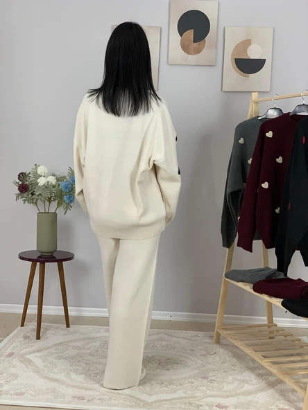 Kadın Uzun Kol Kalpli Bisiklet Yaka Triko Kazak Pantolon Takım (Beyaz) - Resim 7