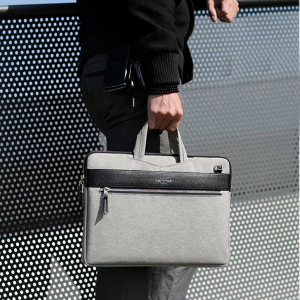 Laptop Çantası 13 İnç MacBook Air 13.6 ve Pro 14.2 Uyumlu Suya Dayanıklı Omuz Askılı Darbe Emici Neopren - Resim 6