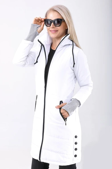 Eldiven Detaylı Kışlık Kapüşonlu Orta Boy Kadın Şişme Mont - Resim 3