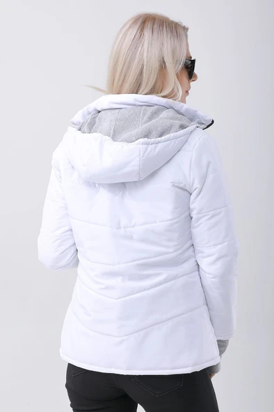 Kısa Günlük Kışlık Kapüşonlu Şişme Kadın Mont - Resim 4