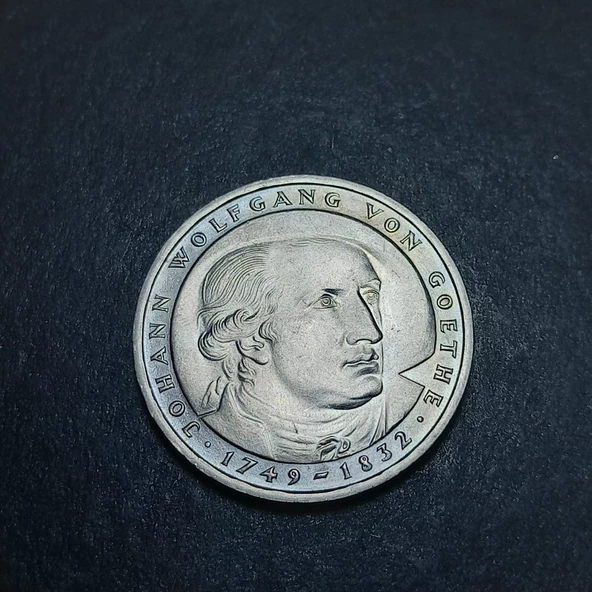 Escoines Koleksiyon 963676728c7be299 1982 Almanya 2Mark ÇİL Hatıra Para (Johann Wolfgang von Goethe) - Resim 3