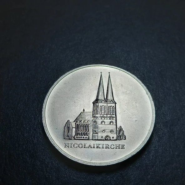 Escoines Koleksiyon 69f6a1e5ec3 Doğu Almanya, Berlin, Nicolai Kilisesi Hatıra Madalyon 15.2Gram 32mm - Resim 5