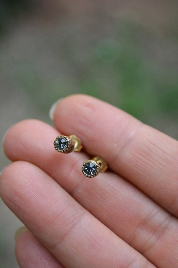 STONEAGE Zarif Tek Taş Bayan Küpe Zirkon Taşlı - Resim 3