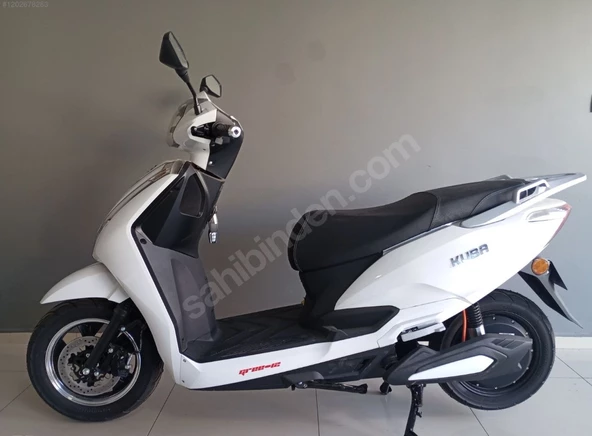 Kuba Gree-12 Elektrikli Scooter Beyaz