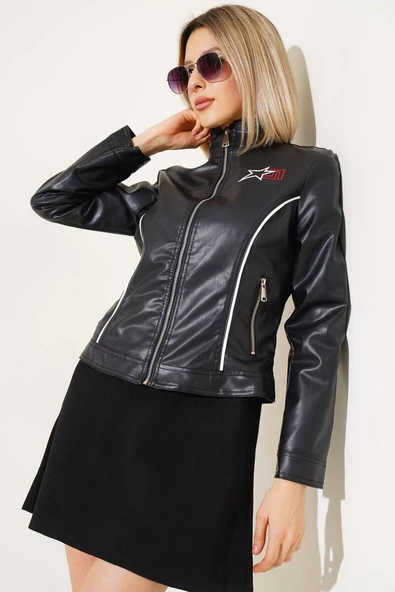 Biyeli Nakışlı Kısa Deri Ceket Siyah - 2
