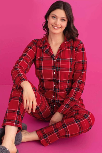 Ekoseli Önü Düğmeli Süet Pijama Takım Kırmızı