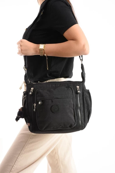 571 collections Çapraz Askılı Ultra Hafif Çok Cepli Bayan Omuz Çantası Siyah (Model: 571-6M) - Resim 2
