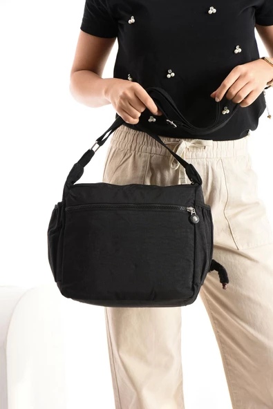 571 collections Çapraz Askılı Ultra Hafif Çok Cepli Bayan Omuz Çantası Siyah (Model: 571-6M) - Resim 3