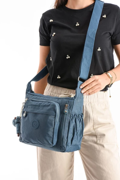 Çapraz Askılı Ultra Hafif Çok Cepli Bayan Omuz Çantası Mavi (Model: 571-6M)