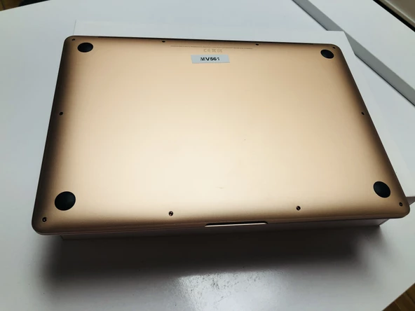 MacBook Air M1 8 GB 256 GB SSD 13.3" MGND3TU/A Altın - 6
