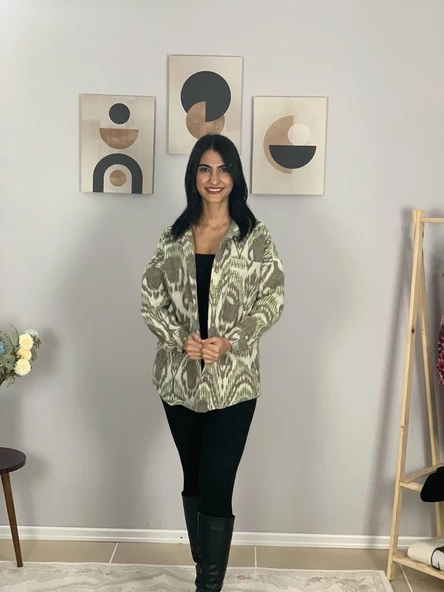 Kadın Tek Cepli Desenli Kalın Oduncu Ceket Gömlek (Haki-Beyaz) - Resim 4