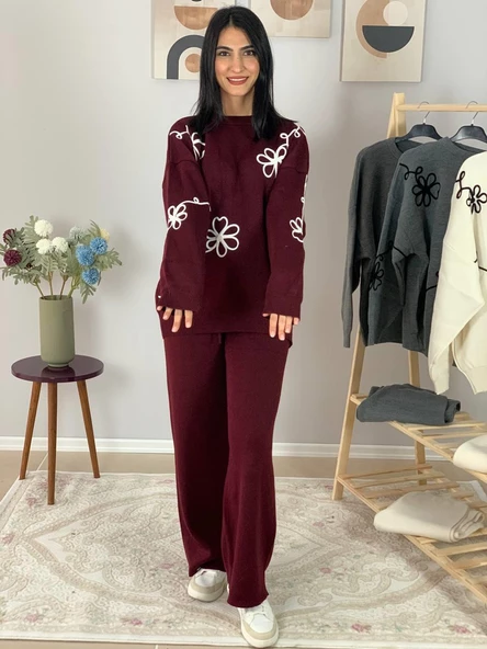 Kadın Uzun Kol Çiçek Nakışlı Bisiklet Yaka Triko Kazak Pantolon Takım (Bordo) - Resim 5