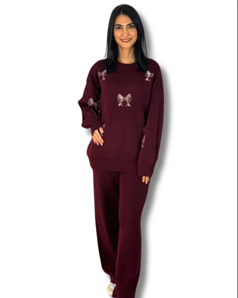 Kadın Uzun Kol Fiyonk Nakışlı Bisiklet Yaka Triko Kazak Pantolon Takım (Bordo)