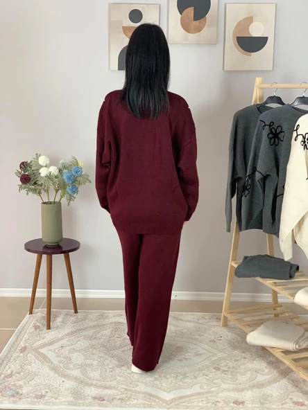 Kadın Uzun Kol Çiçek Nakışlı Bisiklet Yaka Triko Kazak Pantolon Takım (Bordo) - Resim 6