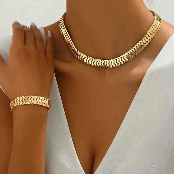 Antialerjik 316L Parlak Çelik Gold Renk Kolye ve Bileklik Set: Modern ve Zarif Tasarım - 2