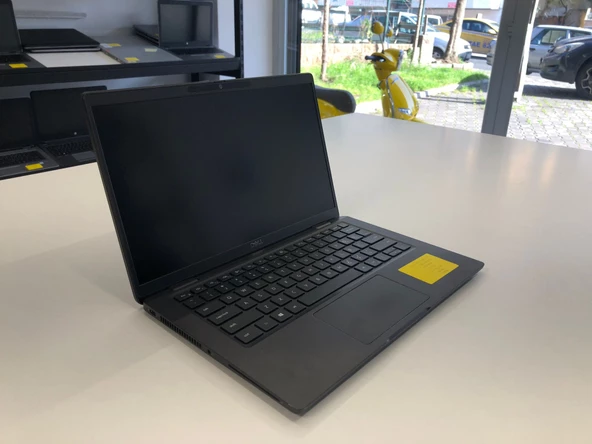 DELL Latittude 7320 I7 - 1185G7 16 GB RAM 512 GB SSD 13.3" FULL HD - 2