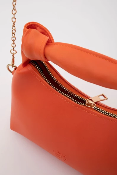 Shaka Turuncu Shk24 Soft Deri Düğüm Detaylı Zincir Askılı El Ve Omuz Çantası U:14 E:22 G:8 Cm - 3