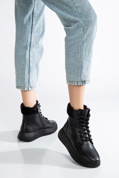 Kadın Bot Siyah Kalın Taban Boğaz Kürklü Bağcıklı - Resim 2