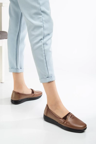 Büyük Numara Hakiki Deri Kadın Günlük Ortopedik Ayakkabı Vizon Düz Model - Resim 2