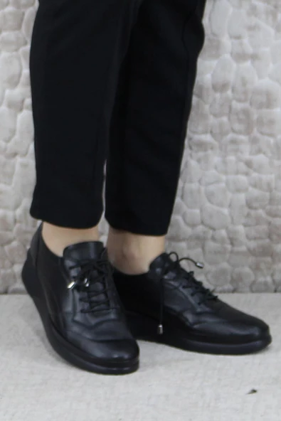 Mehmet Mete 3224 Comfort Lastik Bağçıklı Yumuşak Hakiki Deri Kadın Ayakkabı - Resim 2