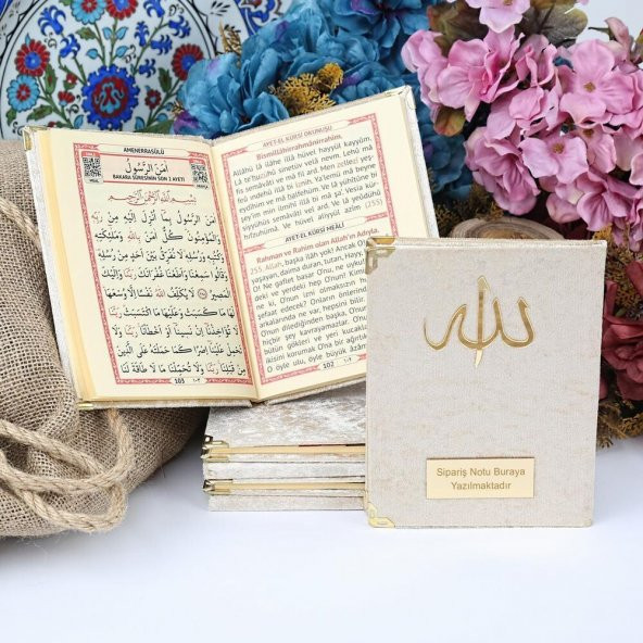 Hediyelik Kadife Kaplı Yasin Kitabı, Seccade, Kokulu Tesbih, Asetat Kutulu (26×23) Paket Gold - 2