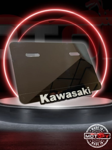 BEYAZ KAWASAKİ LOGOLU PREMİUM PLEKSİ PLAKALIK 19X11,5 CM