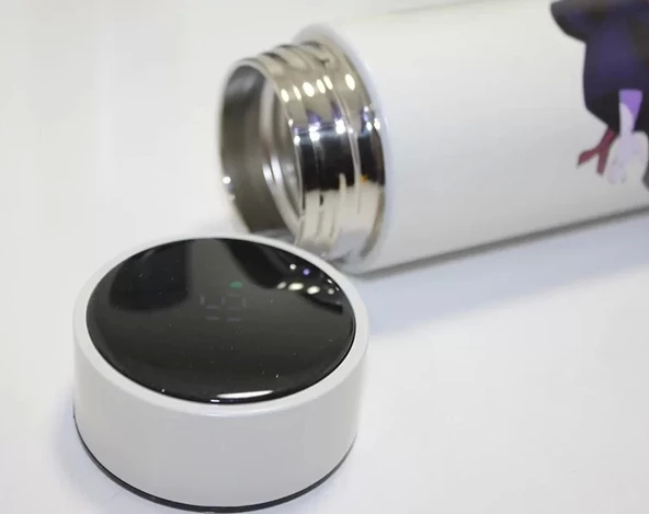 Anime Baskılı Digital Göstergeli Termos 500 Ml Alk381 - Resim 2