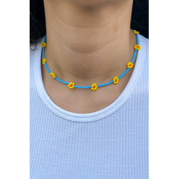 Kadın Mavi Boncuklu Papatya Kolye