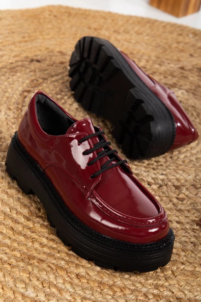 Strencio Bağcık Detaylı Bordo Rugan Kadın Şık Günlük Ayakkabı - Resim 3