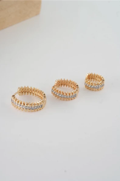 Kadın Vip Seri  Antialerjik Baget Zirkon Taşlı  Rodajlı 2 Renk 3'lü Küpe - Resim 3