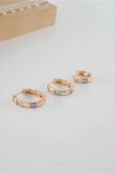 Kadın Vip Seri  Antialerjik Baget Zirkon Taşlı  Rodajlı 2 Renk 3'lü Küpe - Resim 2