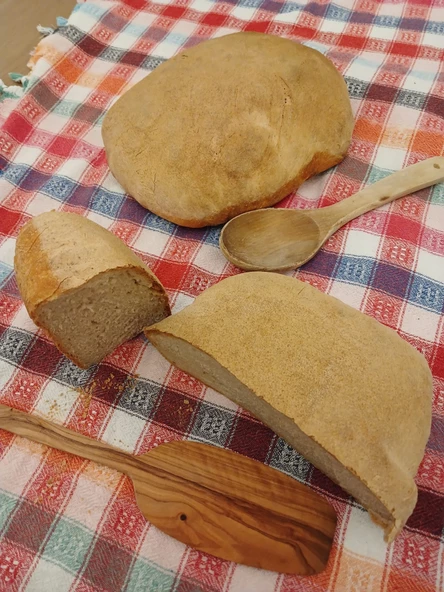 Ekşi Mayalı Odun Ateşi Kara Fırında Pişen Bayatlamayan Meşhur Hotaşlar Köy Ekmeği 1150Gr - 4