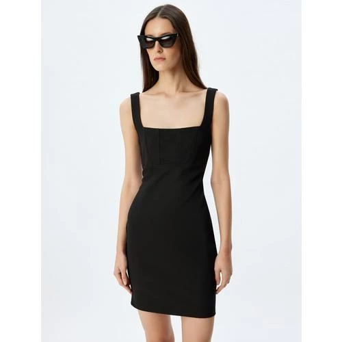 DRESSES - 7