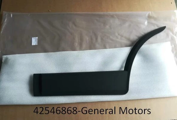 Chevrolet Captiva Sol Arka Kapı Çıtası GM,42546868