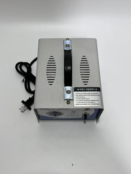 HT-3000AH 240-220V 50Hz Voltaj Dönüştürücü 3KVA - 5