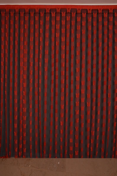 KELEBEK  MODEL KIRMIZI RENK İP PERDE HAZIR DÜĞMELERİ DİKİLMİŞ İP PERDE 300*270 cm - Resim 2