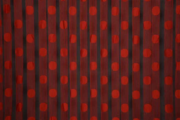 PUANLI MODEL KIRMIZI RENK HAZIR İP PERDE 300*270 cm - Resim 3
