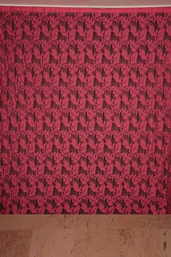 YAPRAK  MODEL FUŞYA RENK İP PERDE HAZIR DÜĞMELERİ DİKİLMİŞ İP PERDE 300*280 cm ürün görseli 1