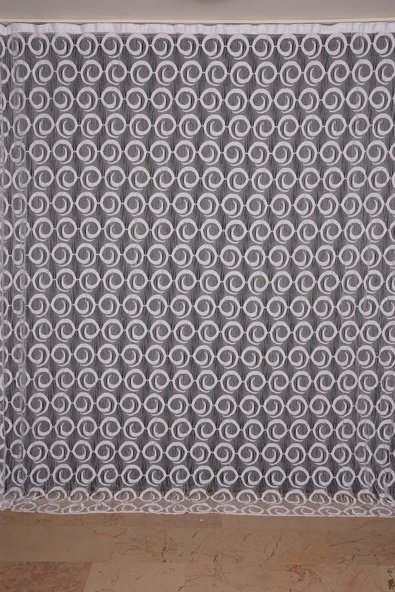 VAKKO  MODEL BEYAZ RENK İP PERDE HAZIR DÜĞMELERİ DİKİLMİŞ İP PERDE 300*270 cm ürün görseli