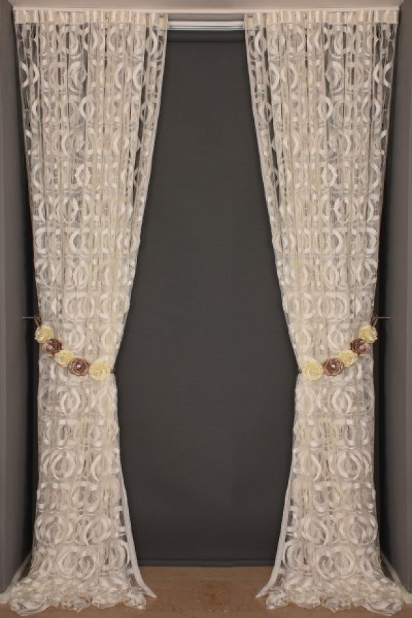 VAKKO  MODEL KREM RENK İP PERDE HAZIR DÜĞMELERİ DİKİLMİŞ İP PERDE 300*270 cm - 8