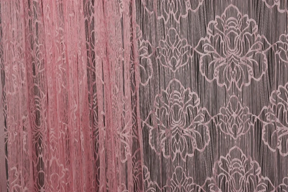 ÖRÜMCEK  MODEL PEMBE RENK İP PERDE HAZIR DÜĞMELERİ DİKİLMİŞ İP PERDE 300*280 cm - Resim 3